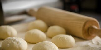 Jak przewozić psa w samochodzie -- przepisy?